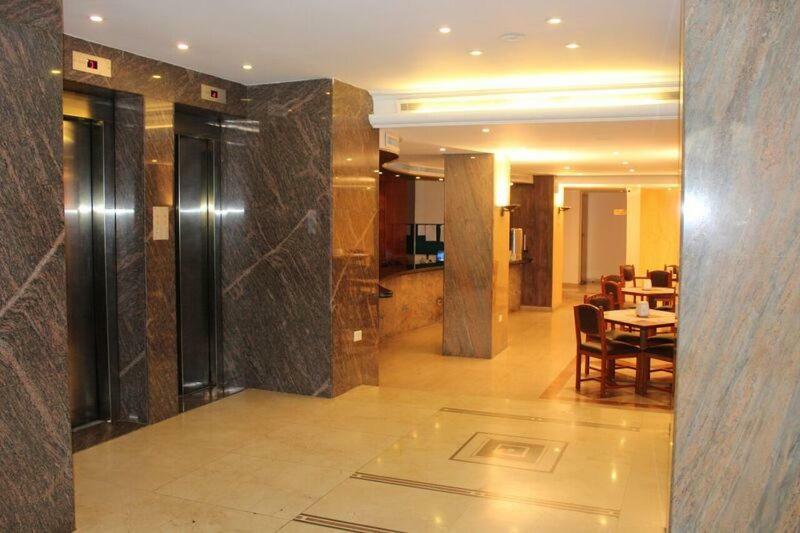 Charles Hotel Beirut Exterior photo